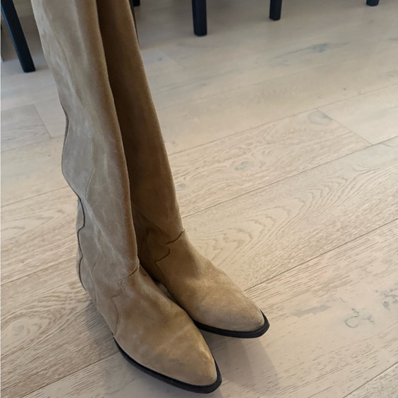By Anthropologie Western Boots in Brown Tan Suede Size EU 37 *Worn Once* - Picture 14 of 16